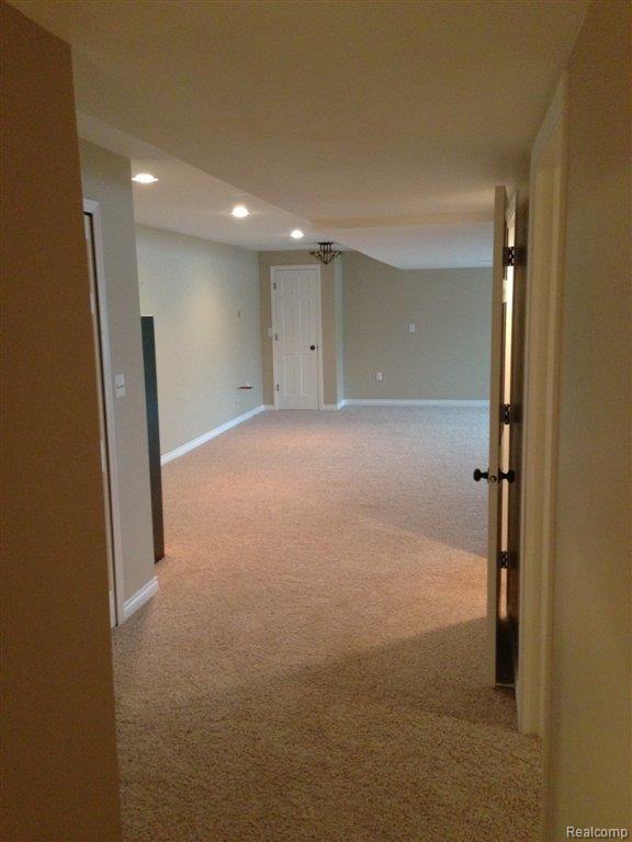 10547 Roberts Road Gregory, MI 48137 - Photo 14 of 18 LL HALLWAY
