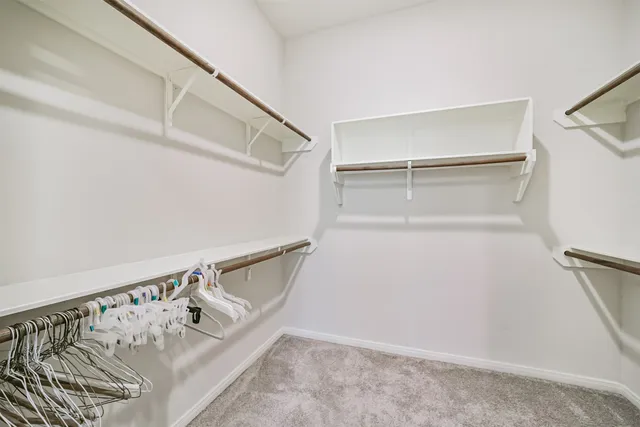 $1,940 | 10334 Solitaire Circle, Houston, TX 77070