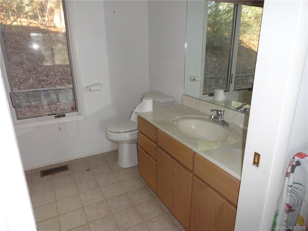 268 Hunters Ridge Road Burnsville, NC 28714 - Photo 7 of 12 Gallery Image 7