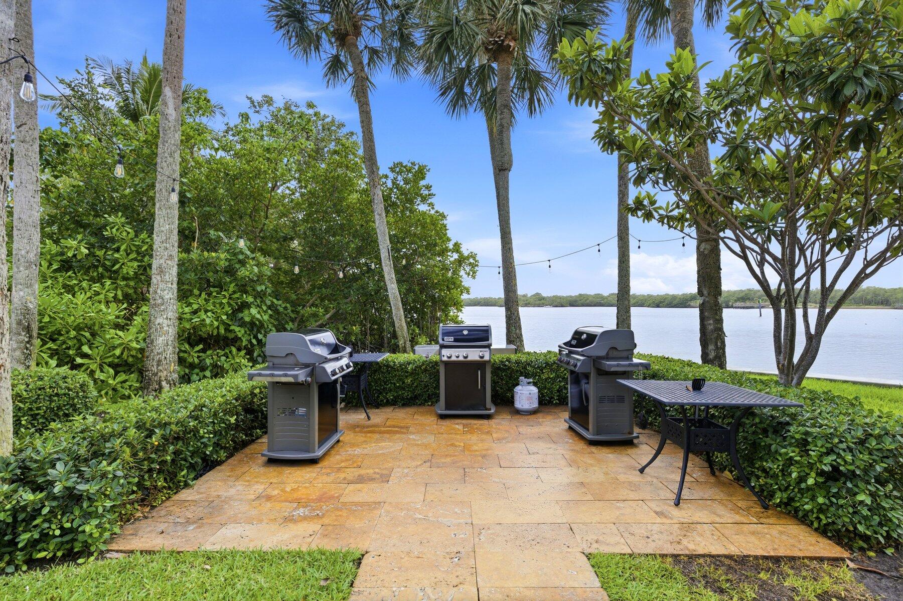 2001 North Ocean Boulevard, Unit 305 Boca Raton, FL 33431 - Photo 29 of 40 .