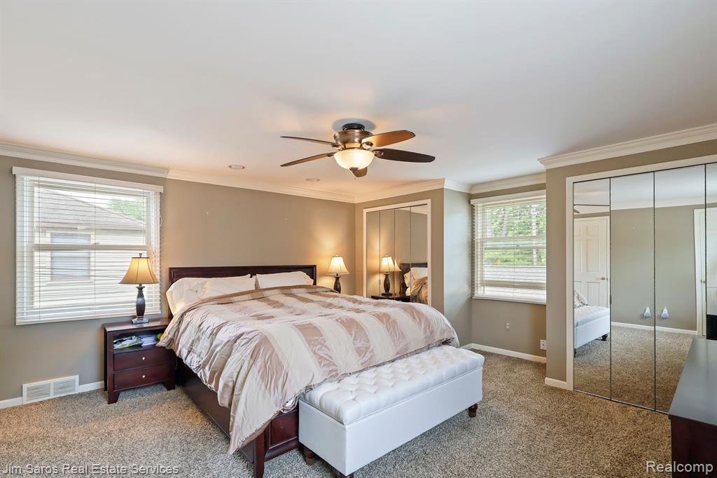 1234 Hampton Road Grosse Pointe Woods, MI 48236 - Photo 15 of 24