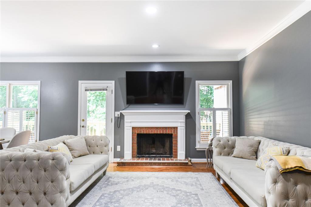 304 Bridle Path Marietta, GA 30068 - Photo 3 of 33