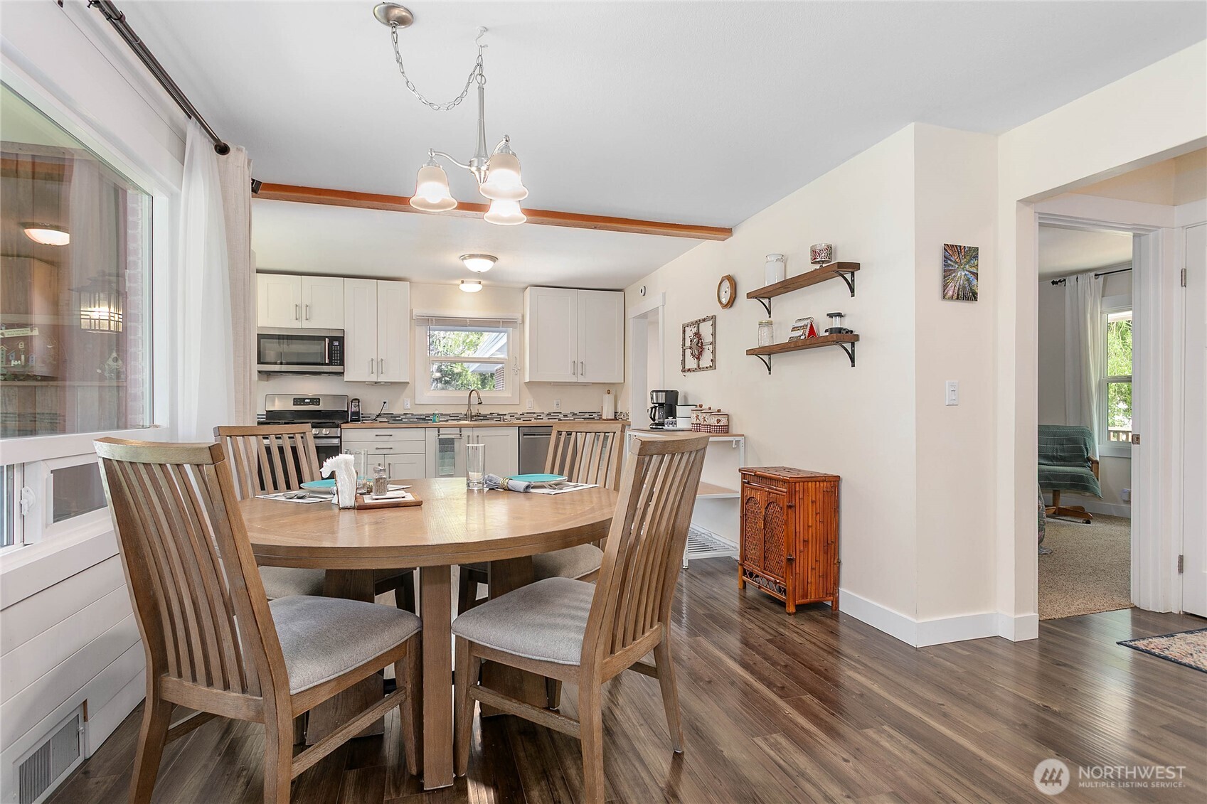 997 West Larson Road Bellingham, WA 98226 - Photo 11 of 38