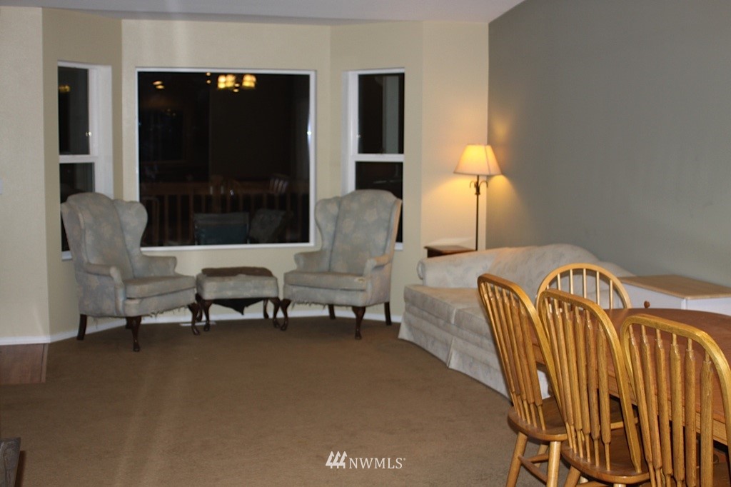 461 East Probert Road Shelton, WA 98584 - Photo 3 of 21 Gallery Image 3