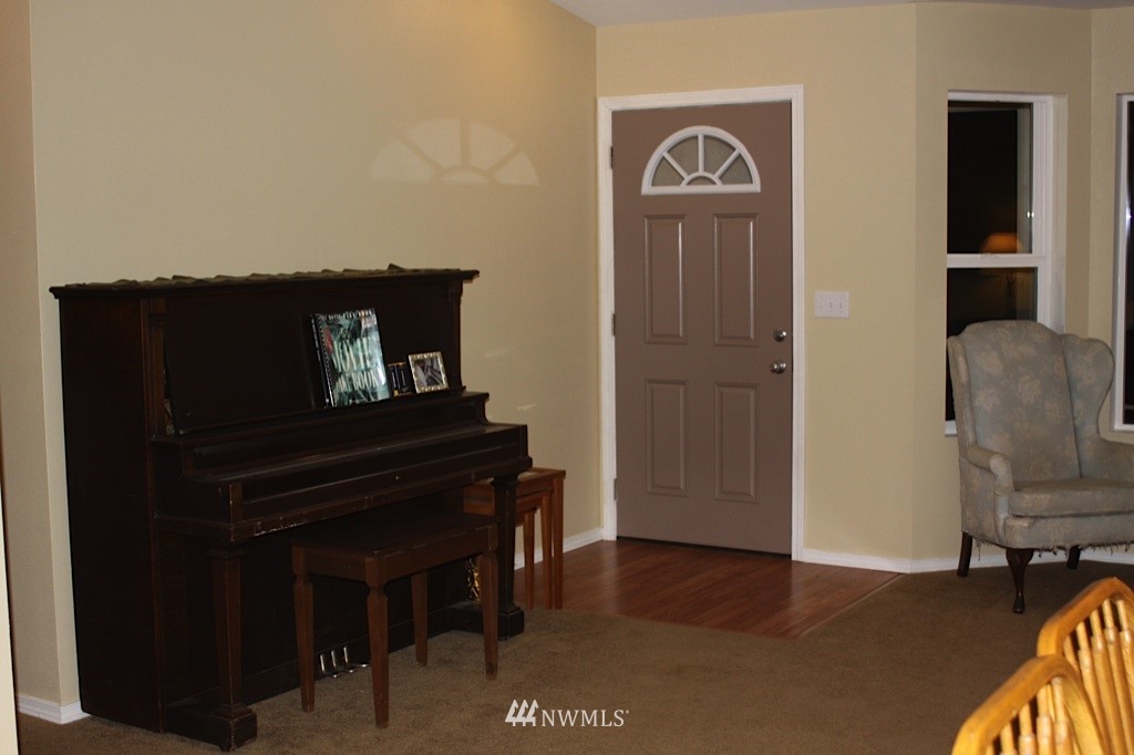 461 East Probert Road Shelton, WA 98584 - Photo 4 of 21 Gallery Image 4