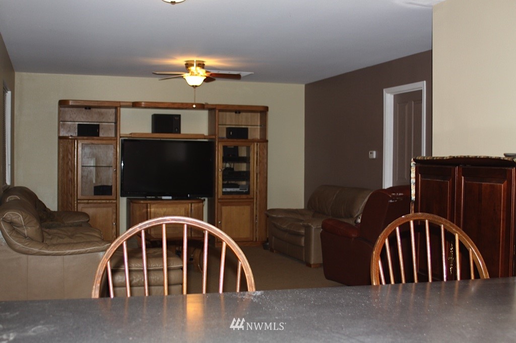 461 East Probert Road Shelton, WA 98584 - Photo 9 of 21 Gallery Image 9