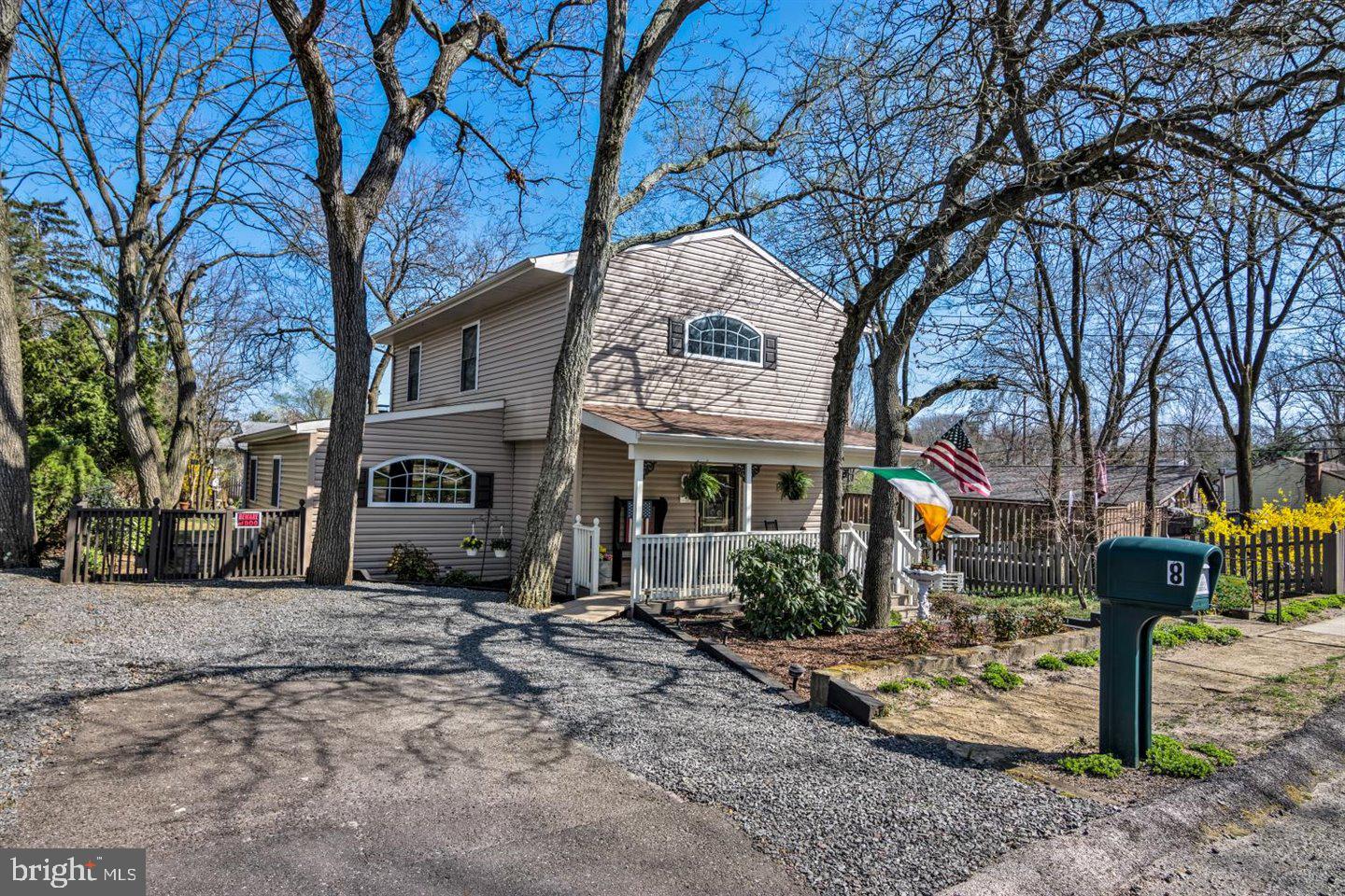 8 Walnut Lane Clementon, NJ 08021 - Photo 2 of 45 Great curb appeal