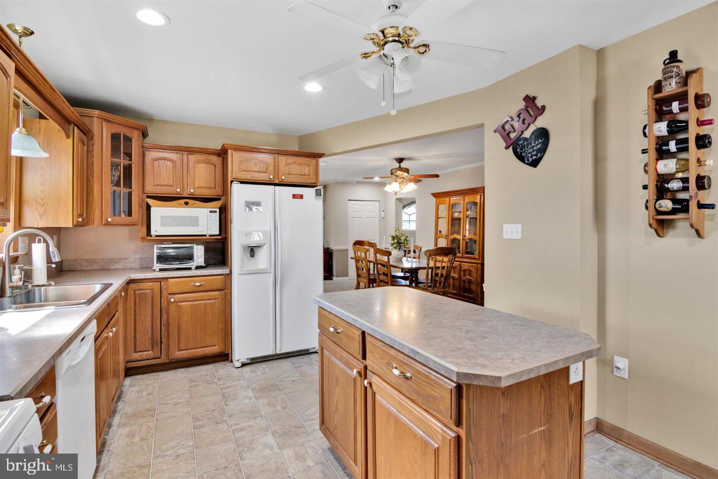 8 Walnut Lane Clementon, NJ 08021 - Photo 20 of 45 Kitchen island