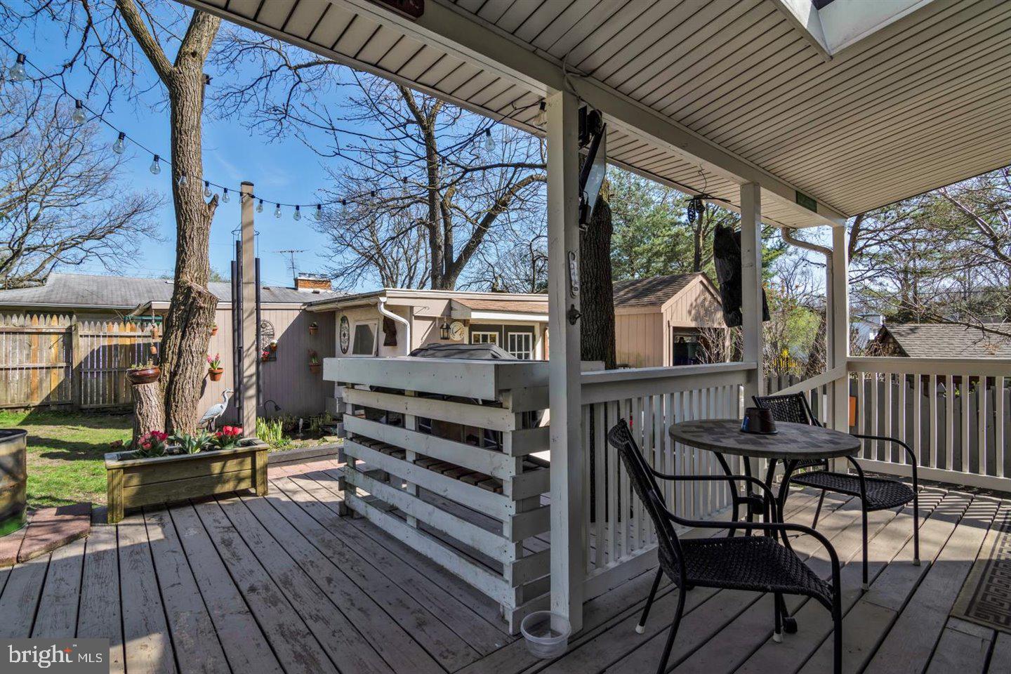 8 Walnut Lane Clementon, NJ 08021 - Photo 40 of 45 Entertain on this deck!
