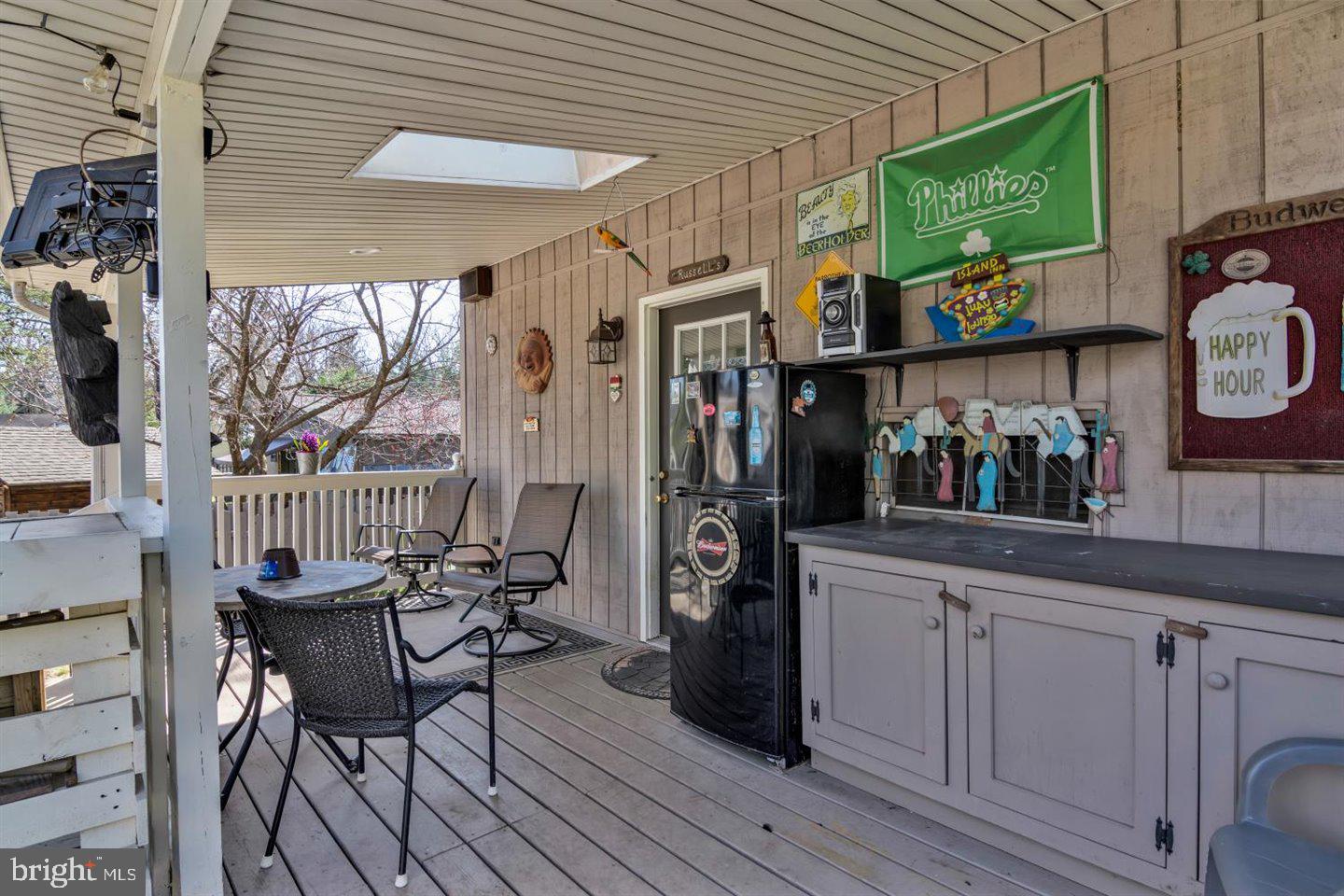 8 Walnut Lane Clementon, NJ 08021 - Photo 42 of 45 Deck with cabinets