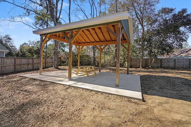 $278,500 | 2402 Pennlyn Drive, Tallahassee, FL 32308