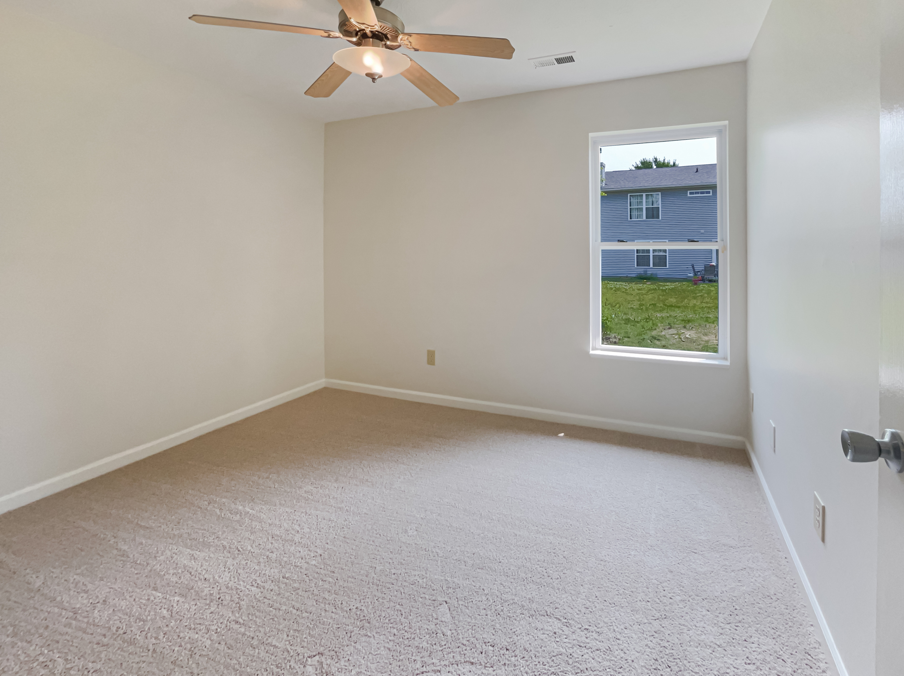6108 Rocky Road Anderson, IN 46013 - Photo 14 of 21 Gallery Image 14