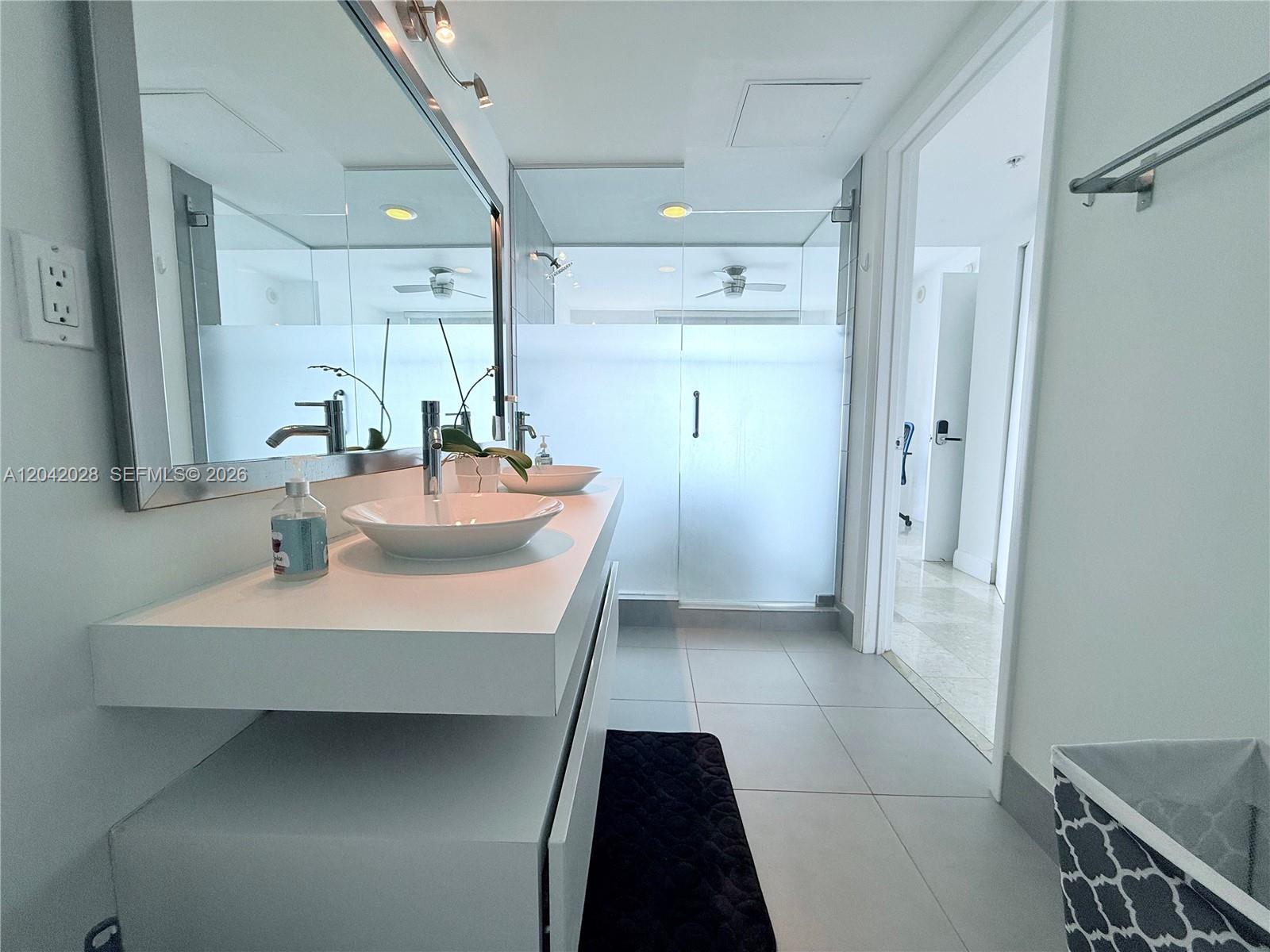 92 Southwest 3rd Street, Unit 4311 Miami, FL 33130 - Photo 28 of 54 MAster