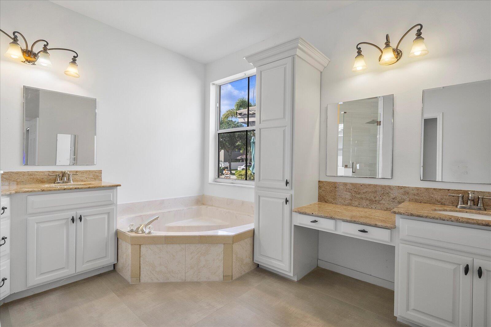 970 Greenwood Road Weston, FL 33327 - Photo 35 of 46 34-970 Greenwood Rd_34