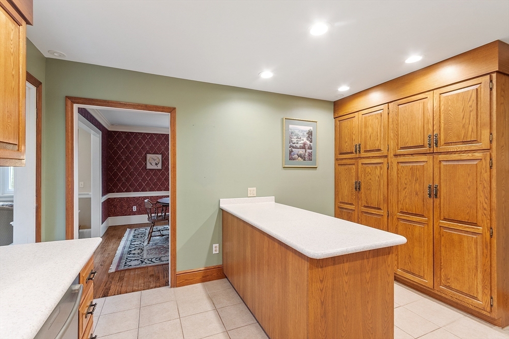 28 Bailey Road Townsend, MA 01474 - Photo 6 of 42