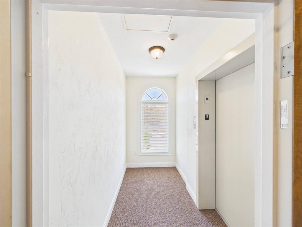 1429 Main Street, Unit 5E Walpole, MA 02081 - Photo 34 of 40