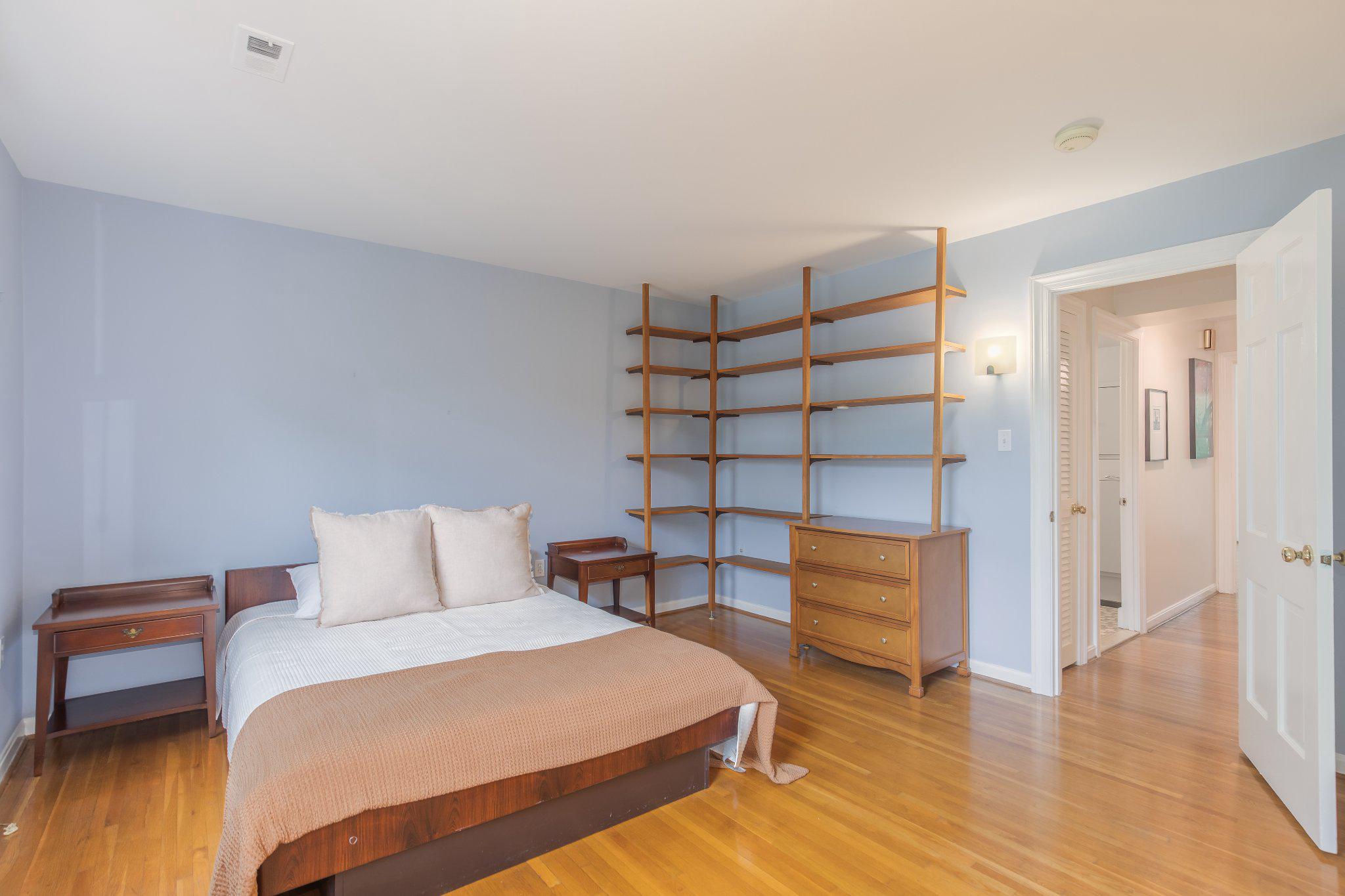 623 I Street Southwest Washington, DC 20024 - Photo 12 of 41