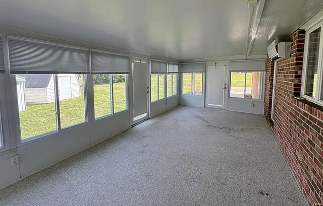 $306,900 | 1516 Jan Ann Court, Washington, IN 47501