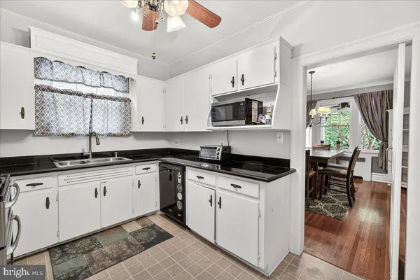 $429,000 | 1131 Oak Hill Avenue, Hagerstown, MD 21742