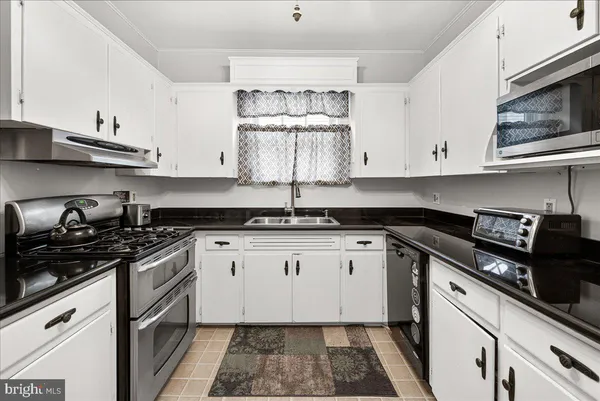 $429,000 | 1131 Oak Hill Avenue, Hagerstown, MD 21742