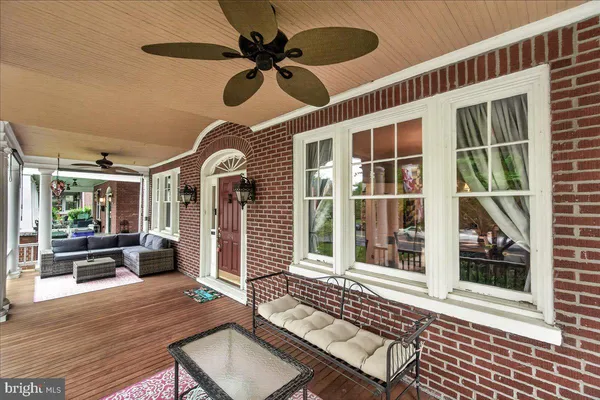 $429,000 | 1131 Oak Hill Avenue, Hagerstown, MD 21742