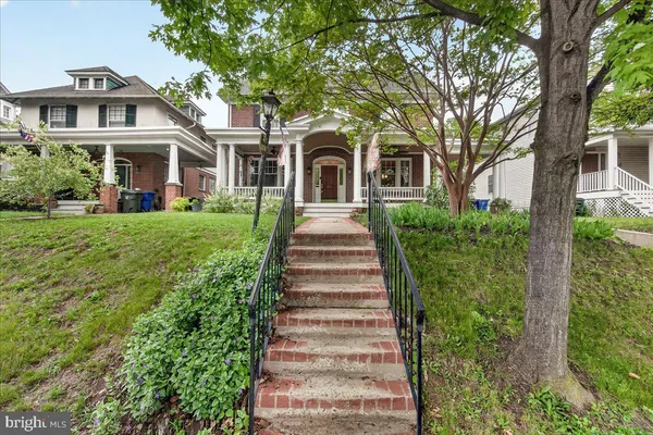 $429,000 | 1131 Oak Hill Avenue, Hagerstown, MD 21742