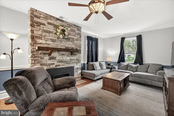 $429,000 | 1131 Oak Hill Avenue, Hagerstown, MD 21742