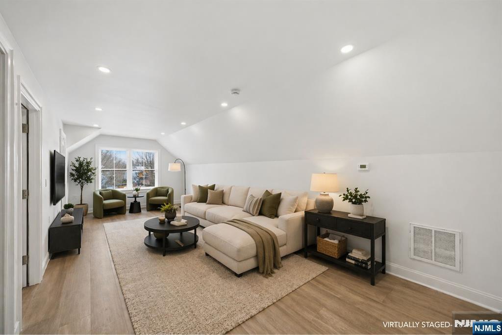 28 Irving Street Montclair, NJ 07042 - Photo 25 of 34