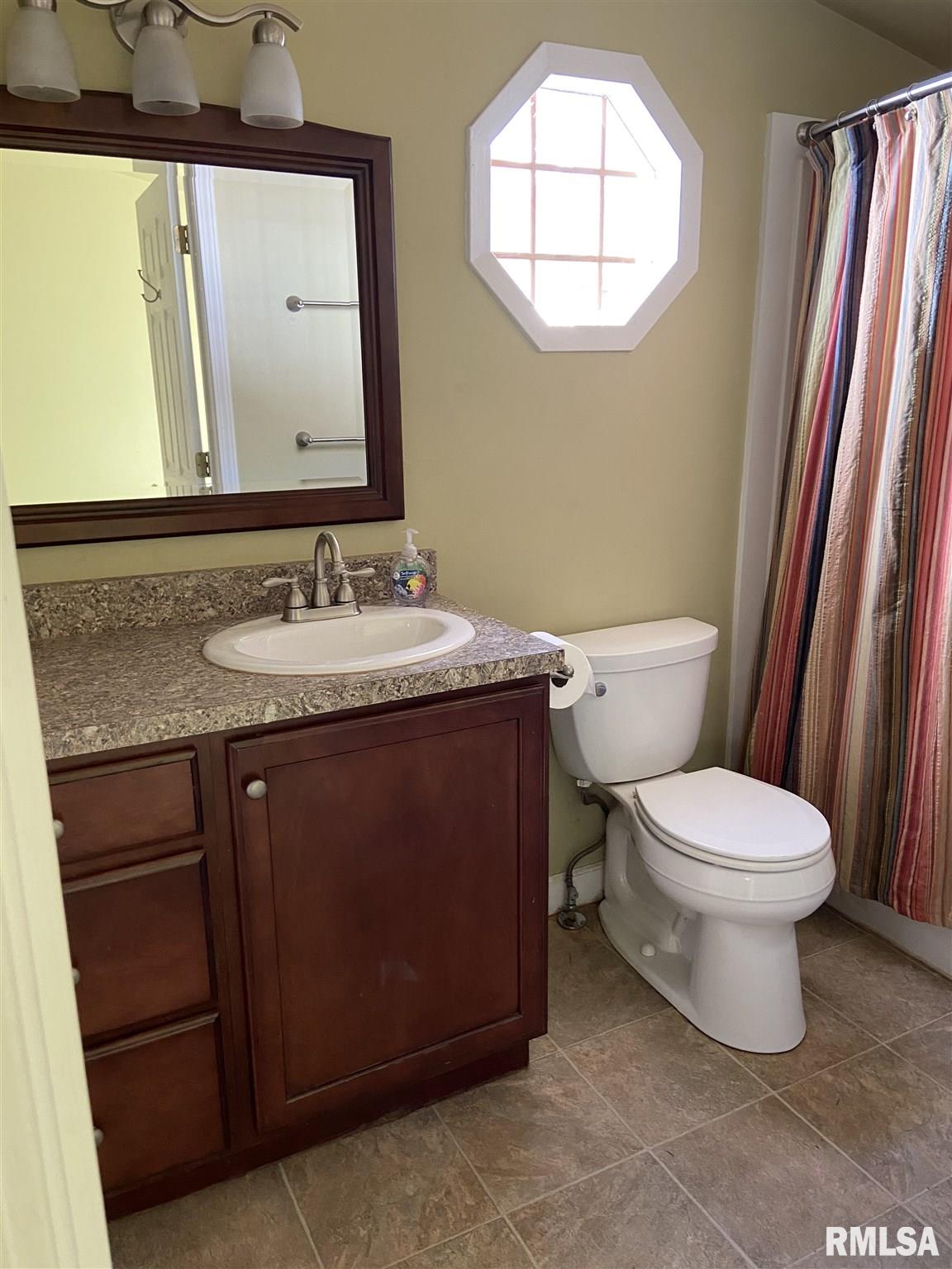 1212 West Edwards Street Springfield, IL 62704 - Photo 13 of 17 Gallery Image 13
