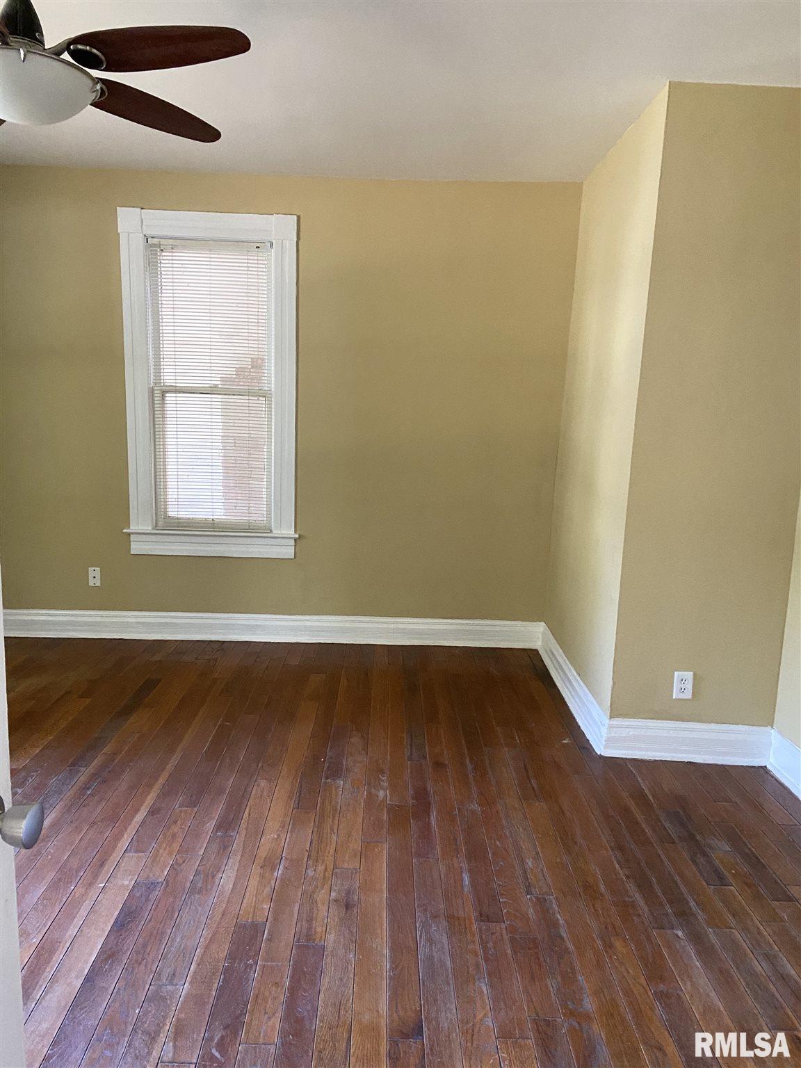 1212 West Edwards Street Springfield, IL 62704 - Photo 4 of 17 Gallery Image 4