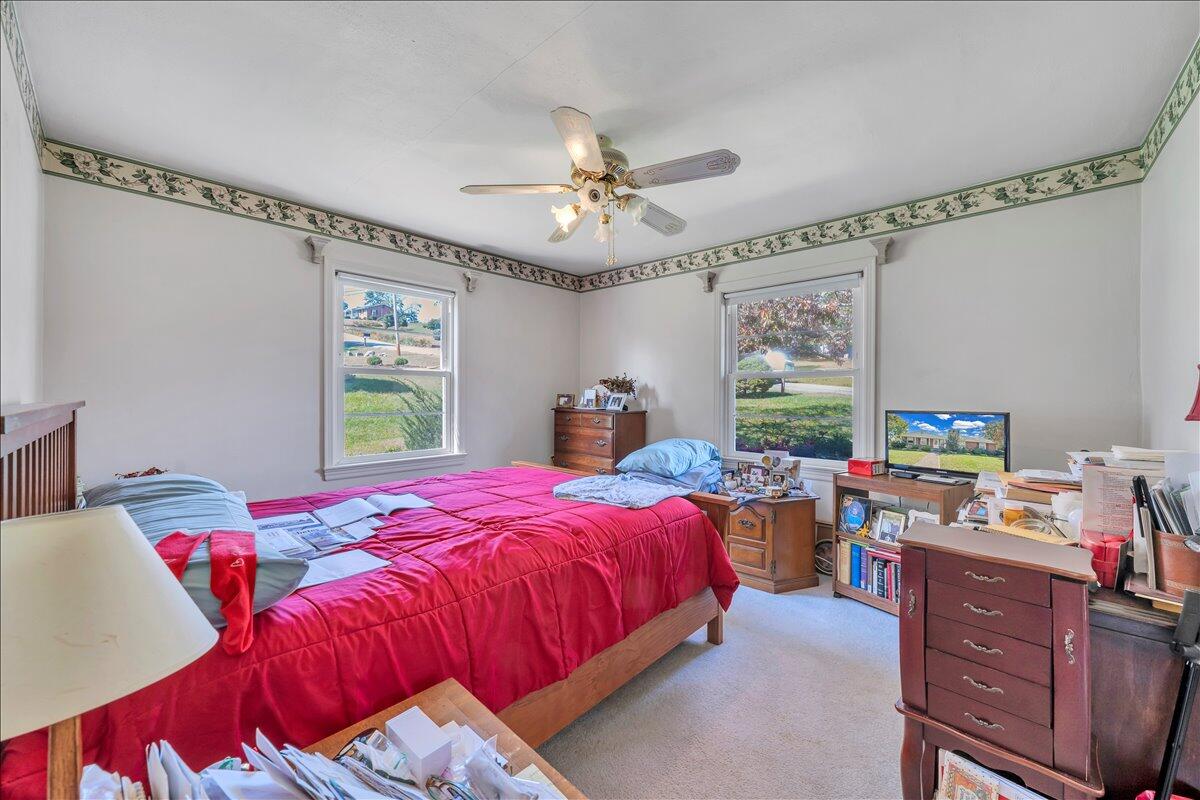 427 Boxley Road Roanoke, VA 24019 - Photo 17 of 37 33-MIB09483