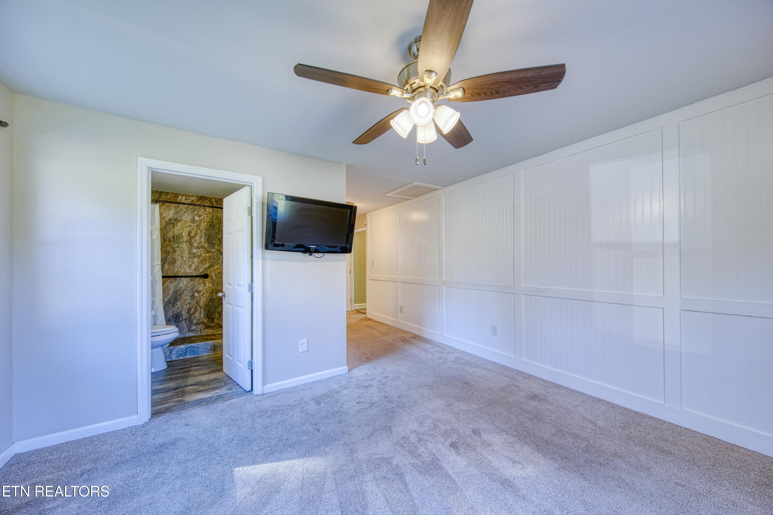 200 Cox Road Loudon, TN 37774 - Photo 8 of 24 Primary Bedroom