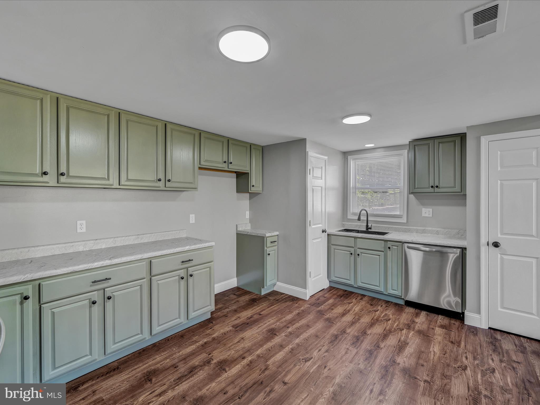 85 Lincoln Road Pine Grove, PA 17963 - Photo 9 of 34 Kitchen