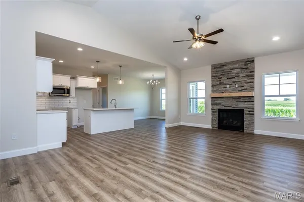 $485,900 | 7150 Savannah Drive, Edwardsville, IL 62025