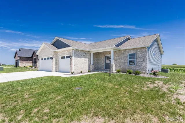 $499,900 | 7150 Savannah Drive, Edwardsville, IL 62025