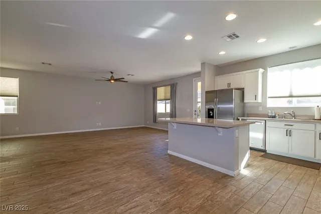 $2,399 | 10461 Skye Summit Avenue, Las Vegas, NV 89166