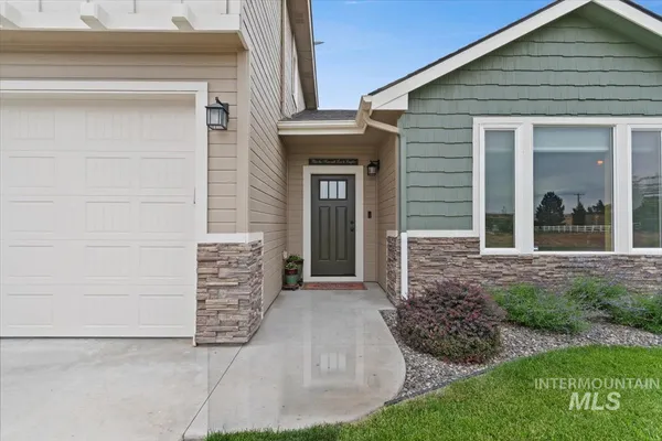 $655,000 | 27482 Warren Lane, Wilder, ID 83676