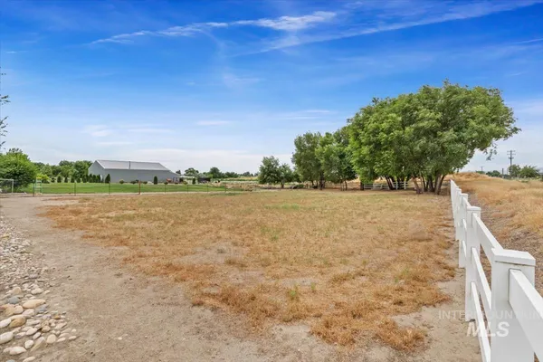 $655,000 | 27482 Warren Lane, Wilder, ID 83676