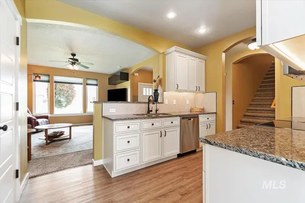 $655,000 | 27482 Warren Lane, Wilder, ID 83676