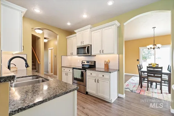 $655,000 | 27482 Warren Lane, Wilder, ID 83676