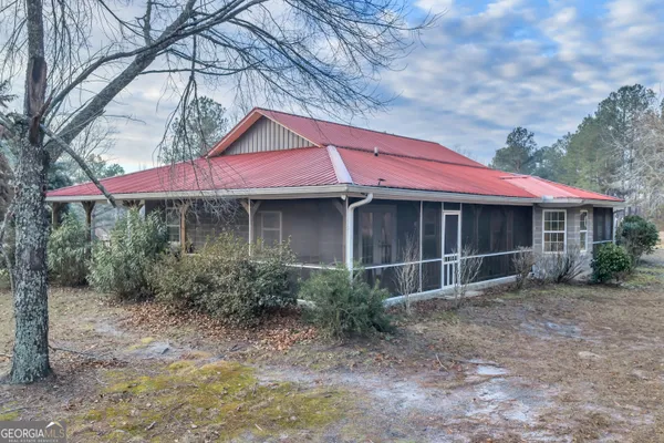 $945,000 | 241 Foskey Cemetery Road, Adrian, GA 31002