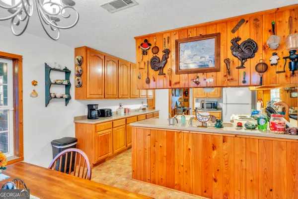 $945,000 | 241 Foskey Cemetery Road, Adrian, GA 31002