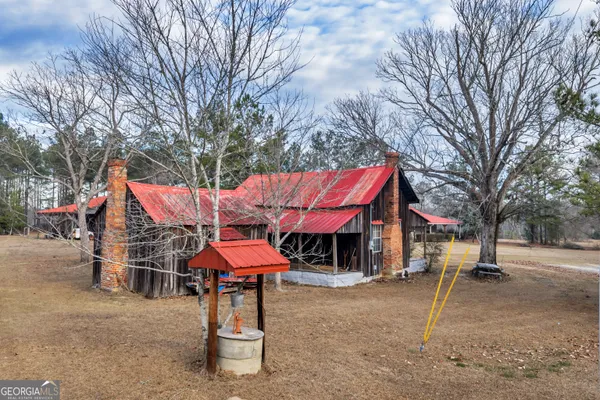 $945,000 | 241 Foskey Cemetery Road, Adrian, GA 31002