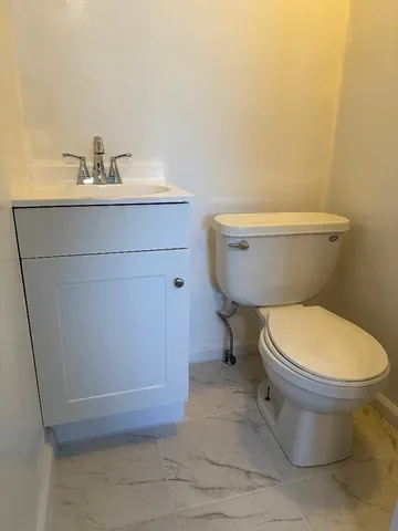 $2,900 | 78 West 3rd Street, Unit 78, Lowell, MA 01850