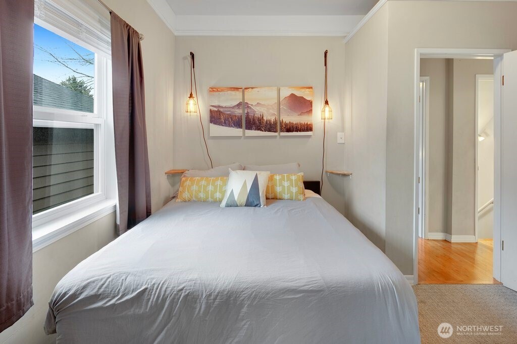 1906 East Union Street Seattle, WA 98122 - Photo 14 of 37