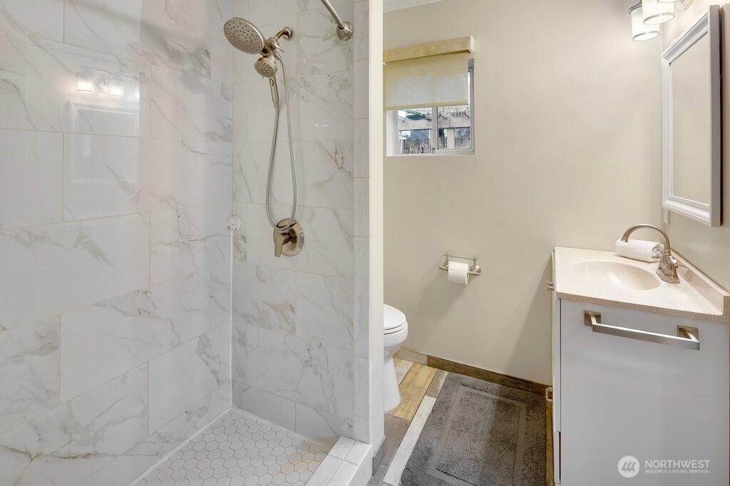 1906 East Union Street Seattle, WA 98122 - Photo 17 of 37