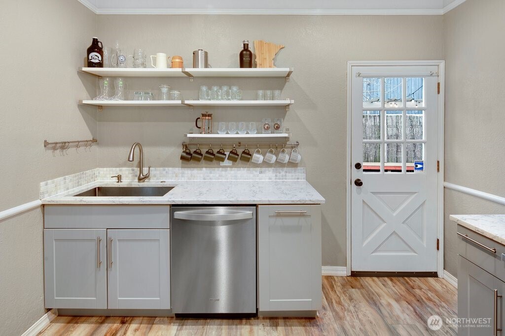 1906 East Union Street Seattle, WA 98122 - Photo 9 of 37