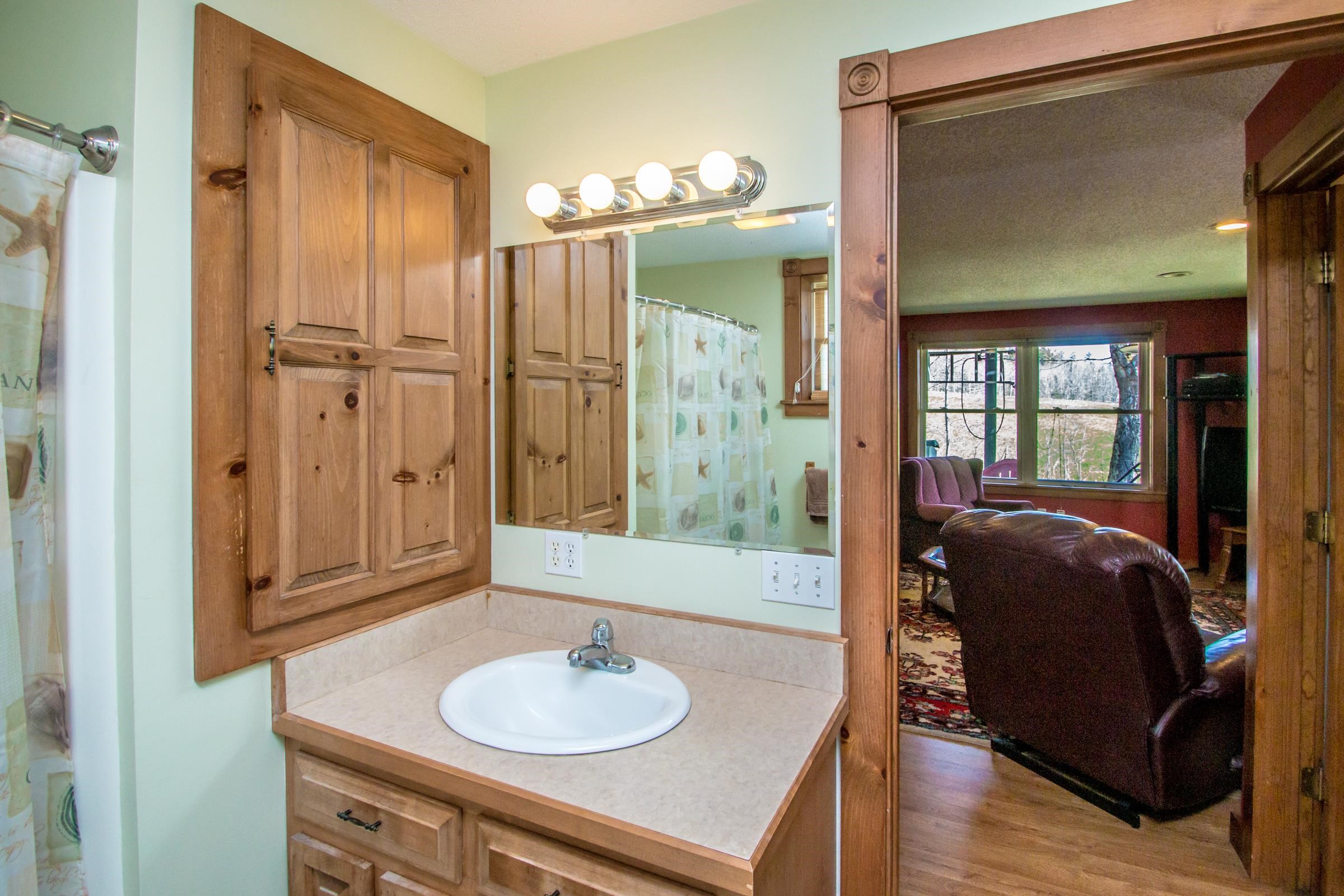 1485 Bobbin Mill Road Lunenburg, VT 05906 - Photo 27 of 40