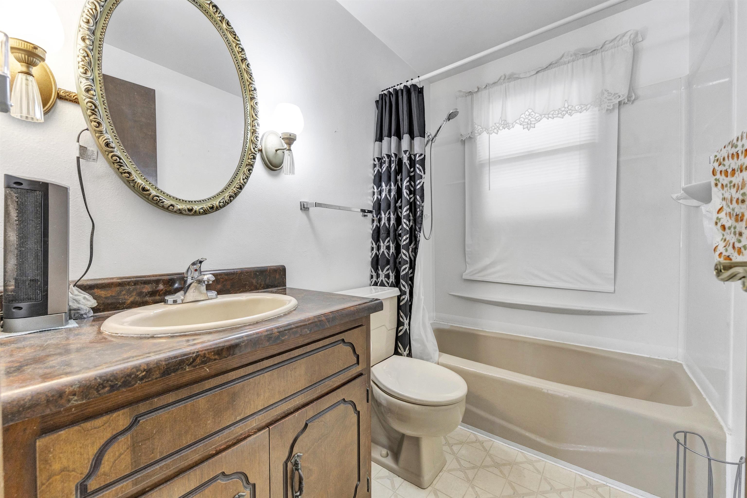 221 Jorgensen Street Denmark, WI 54208 - Photo 13 of 28