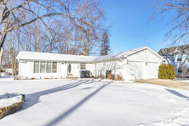 $249,900 | 221 Jorgensen Street, Denmark, WI 54208